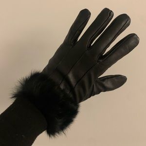 Faux leather gloves